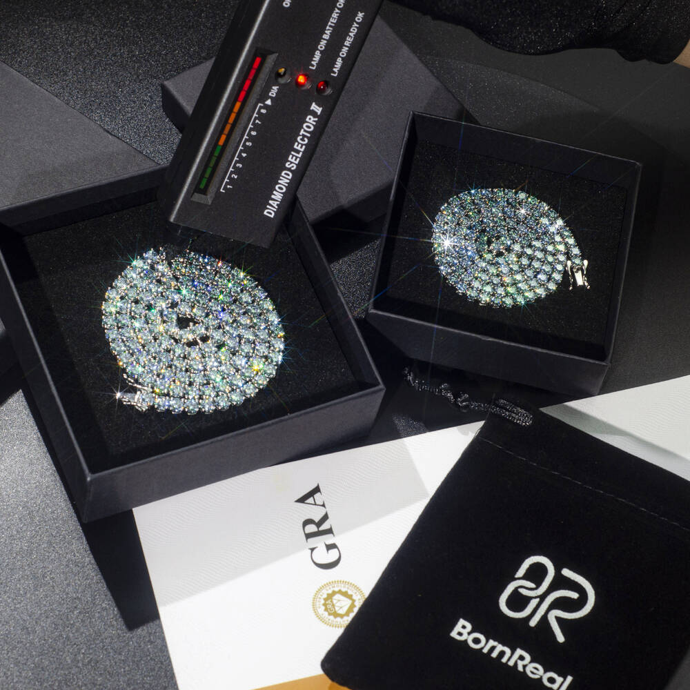 Chic Custom Fine Jewelry Ice Out VVS Moissanite Diamond Tennis Chain Bracelet 4mm Wholesale