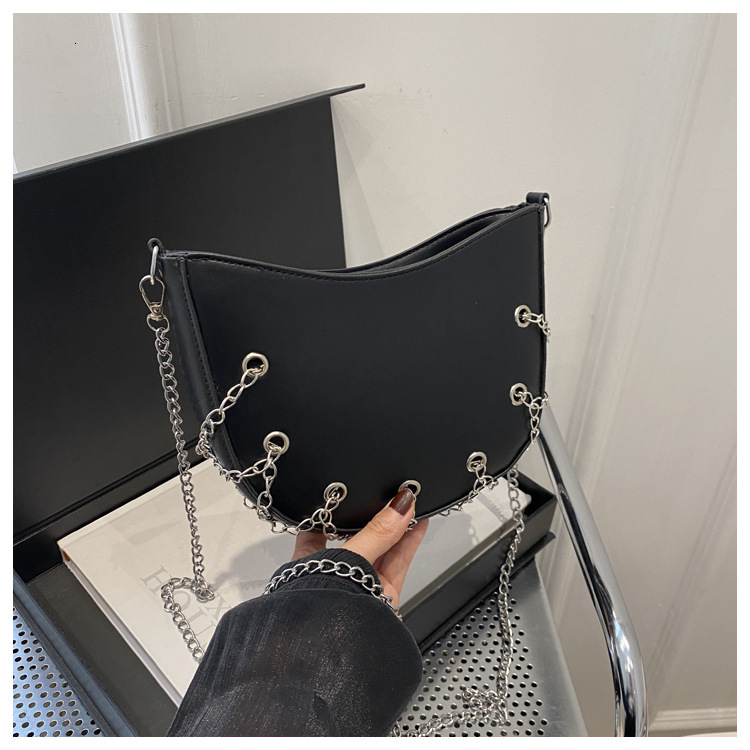 2025 Autumn New Fashionable Simple New Chain Personalized Niche Design European and American Style Crossbody Bag Designer Shoulder Bag