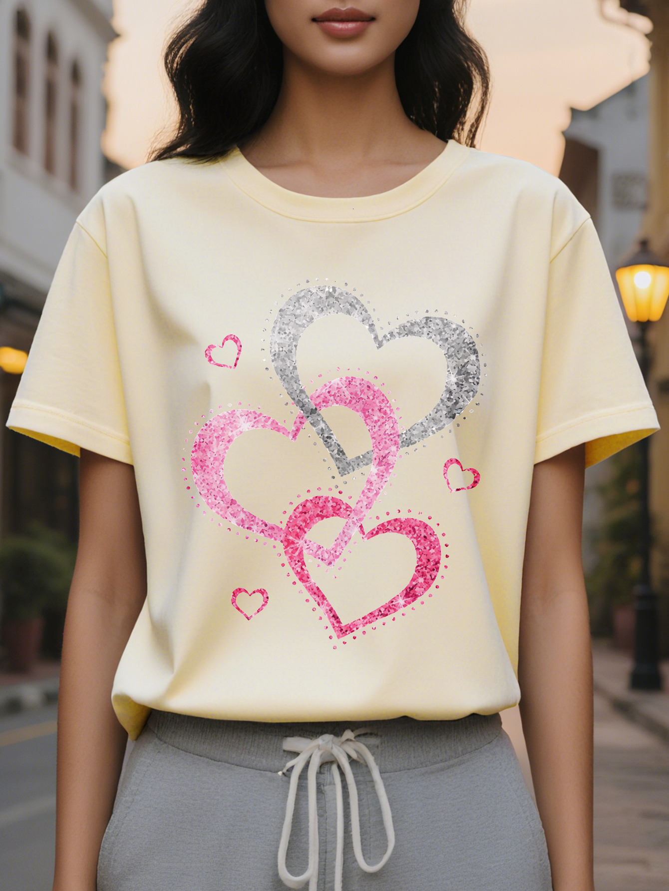 Spring and summer season women's clothing casual short-sleeved T-shirt with heart-shaped design perfect