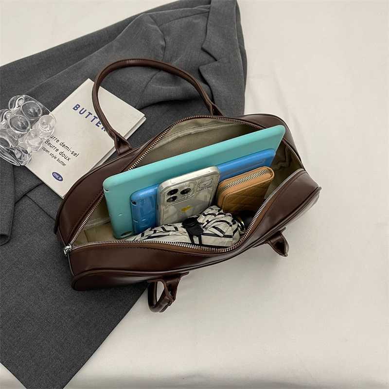 High Quality Portable Quiet Womens Underarm Bag Simple Solid Color Designer Shoulder Bag Trend PU Leather Handbag Ladies Z250903