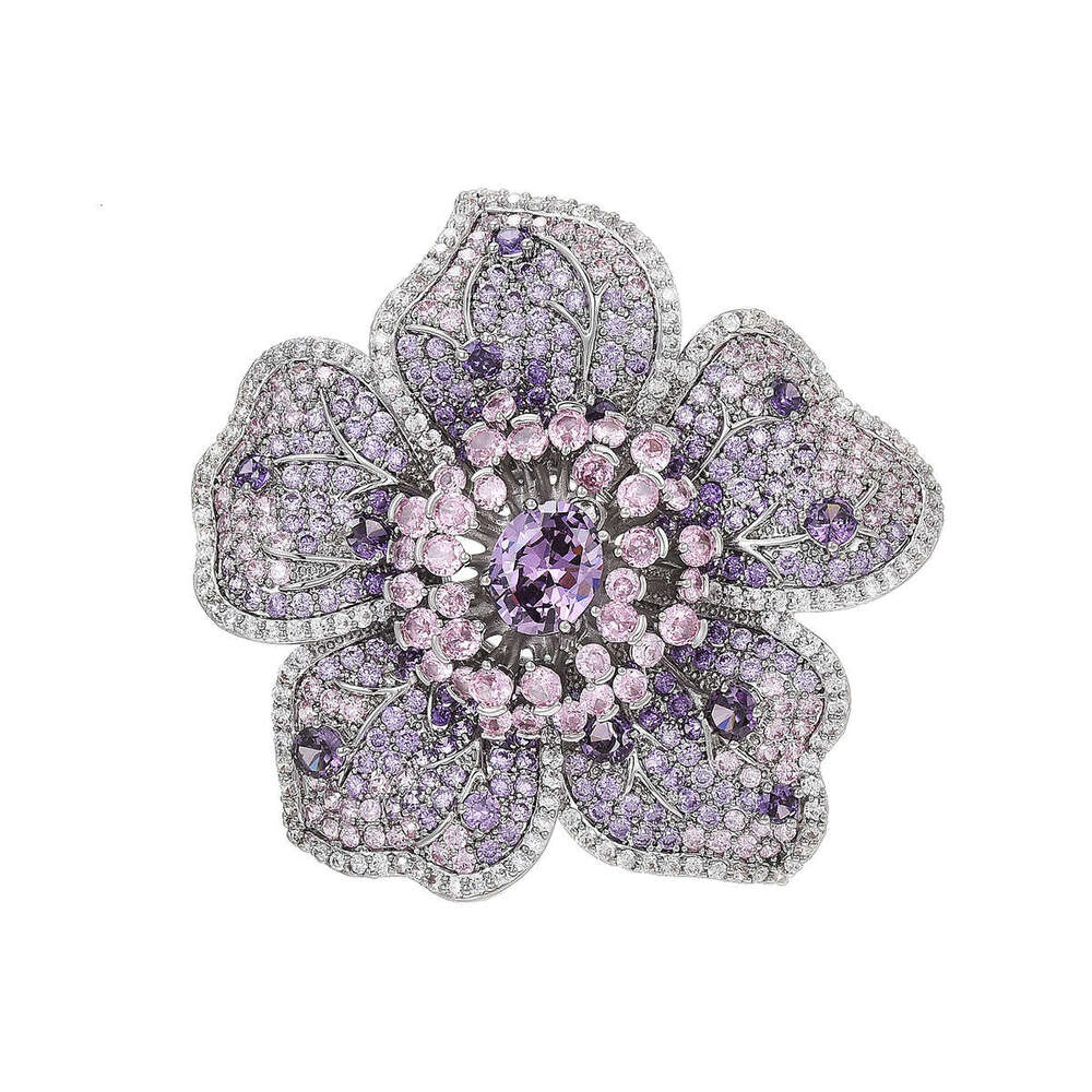 New luxury heavy-duty full zirconium atmospheric flower elegant temperament versatile coat brooch anti-exposure accessories for women