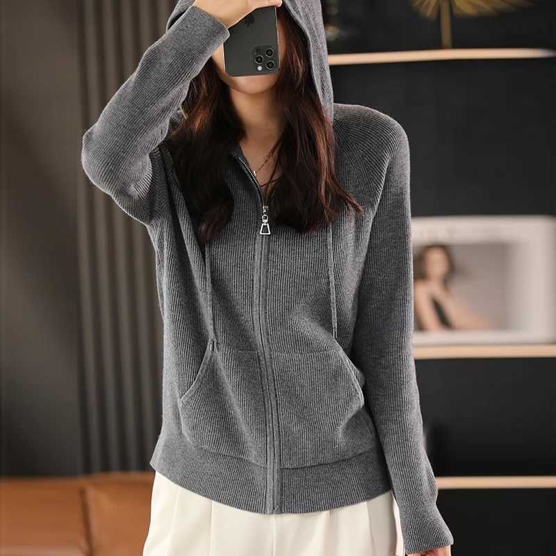 Women Autumn Winter Wool Blend Sweater Hooded Collar Thicken Knitted Zipper Cardigan With Pocket Basis Top Female Coat M250904