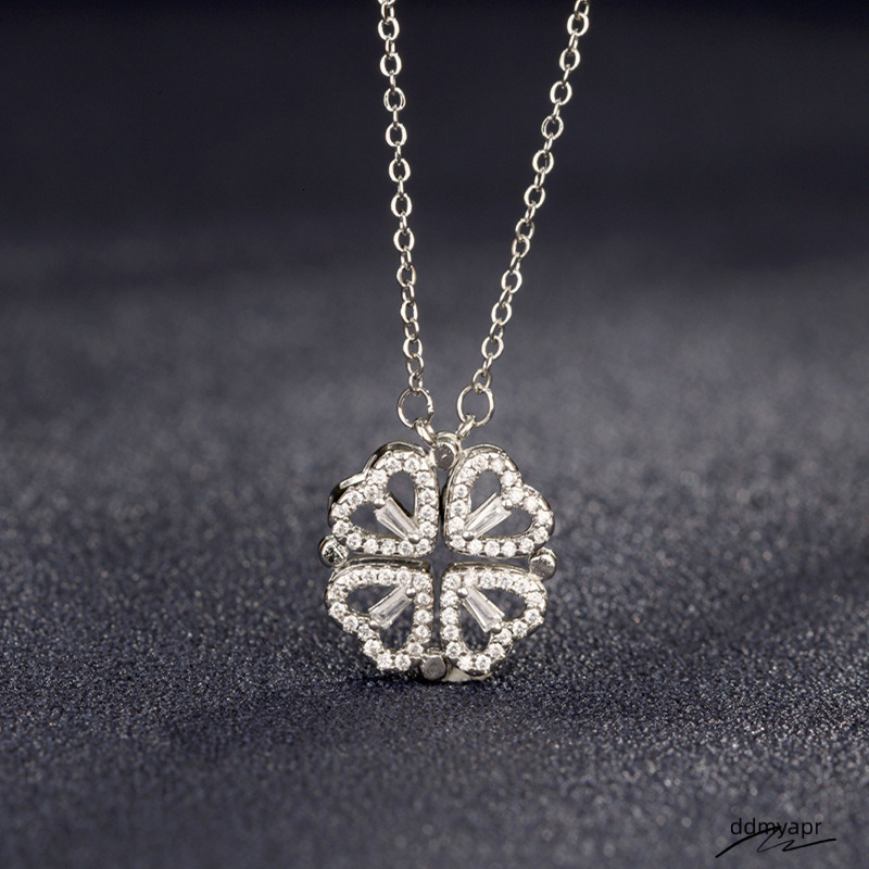 2025 New Designer Heart Necklace, Sexy Lady's Light Casual Beach Lucky Clover Collarbone Chain Outdoor Ddmyday Jewelry Necklace Ddmyday