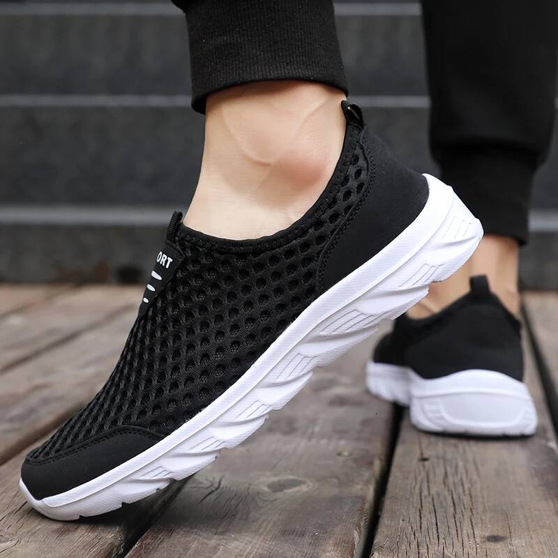 Breathable Men Casual Sneakers Lightweight Male Anti-slip Causal Shoes Outdoor Men's Loafers Soft Walking Flats Jogging 2024 New ddmysaturn