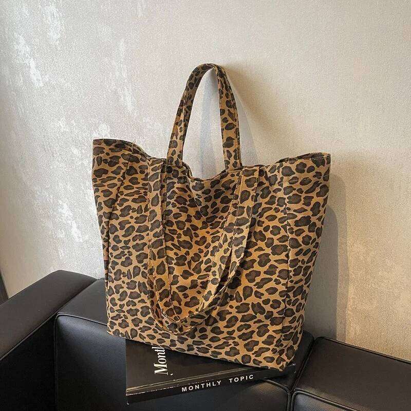 Large Capacity Leopard Printing Shoulder Women New Simple And Personalized Tote Shopping Casual Commuting Bag