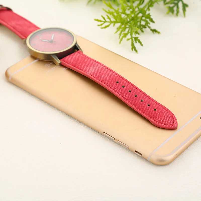 Fashion Men Casual Quartz Wristwatches Wen Jean Fabric Leather Business Watches Relogio Feminino Ladies Wristwatch Hot Clock X250904