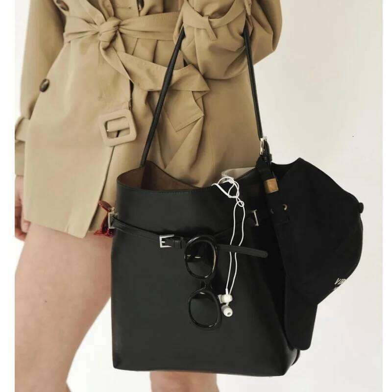 New Ladies Handbag Tote Soft Simple Women Bucket Fashionable Lady Shoulder Thick Leather Bag 2024