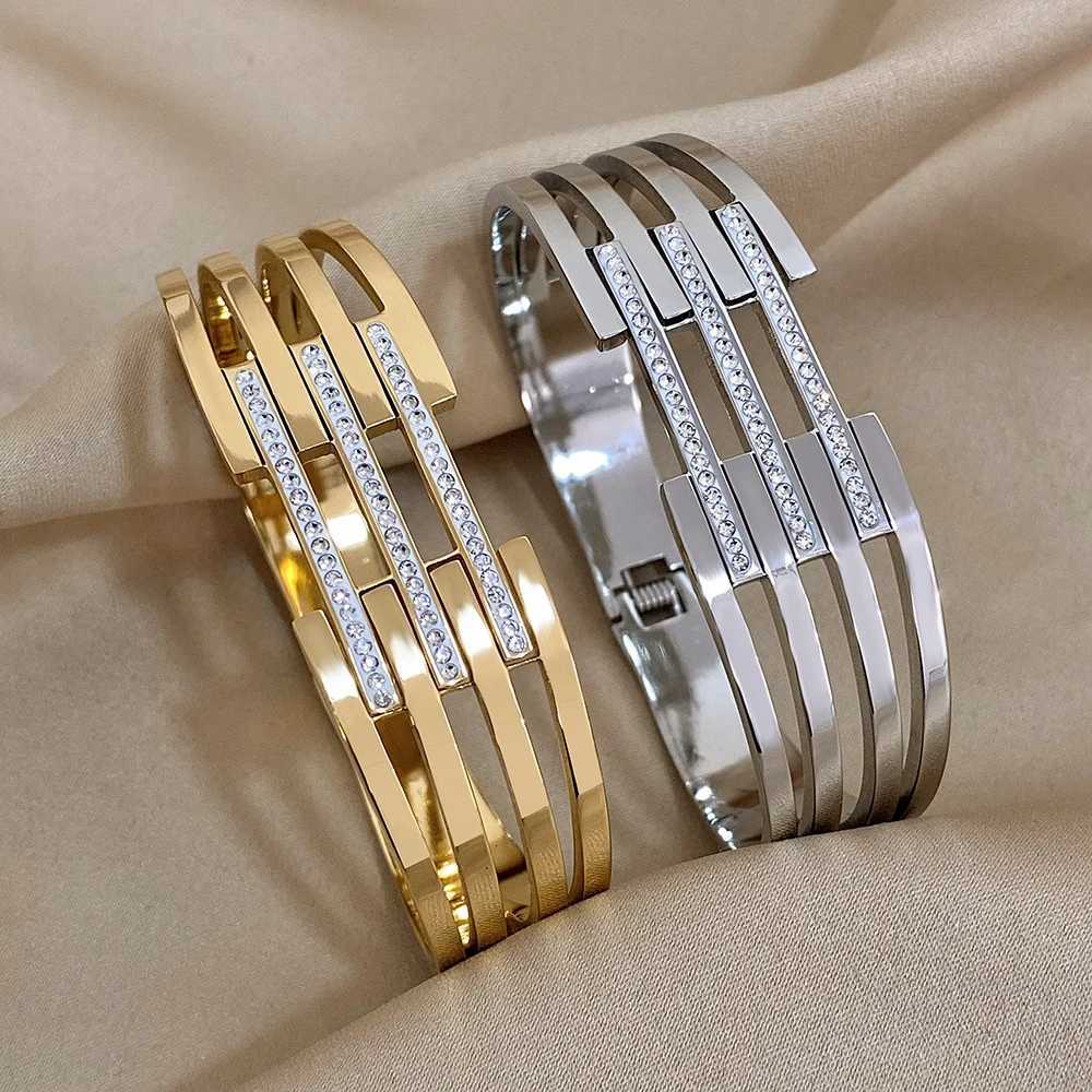 Greatera Chunky Inlaid Rhinestone Stainless Steel Bangles Bracelets for Women Gold Plated Metal Wide Bracelet Waterproof Jewelry Y250904