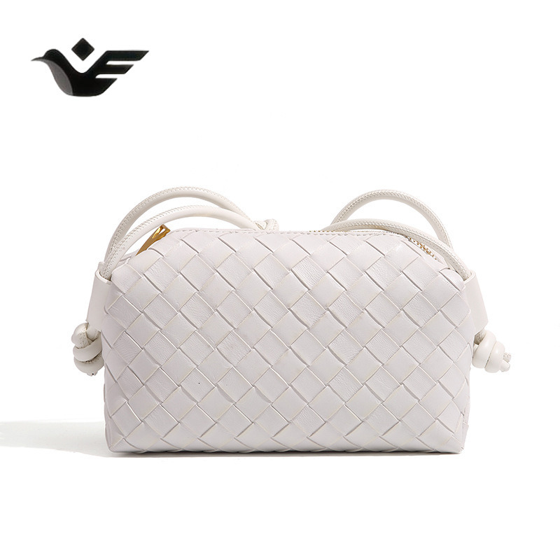 Feiyan Free Shipping New Designer Bag Luxury Shopping Bag Embossed Woven Small Square Bag