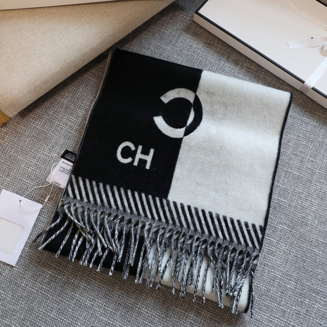 Scarf designer scarf for women Shawl Knitting Warm Fashion Trend Two Sides Pure Color Temperament Travel Gift long pashmina tassel cool