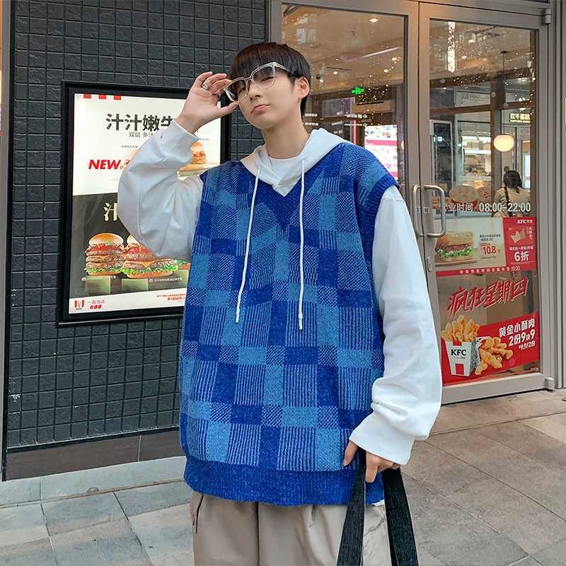 Sweater Vest Men Autumn Vneck Japanese Vintage Plaid College Knitted Fashion Loose Allmatch Ins Sleeveless Pullover ClothingXJ250904