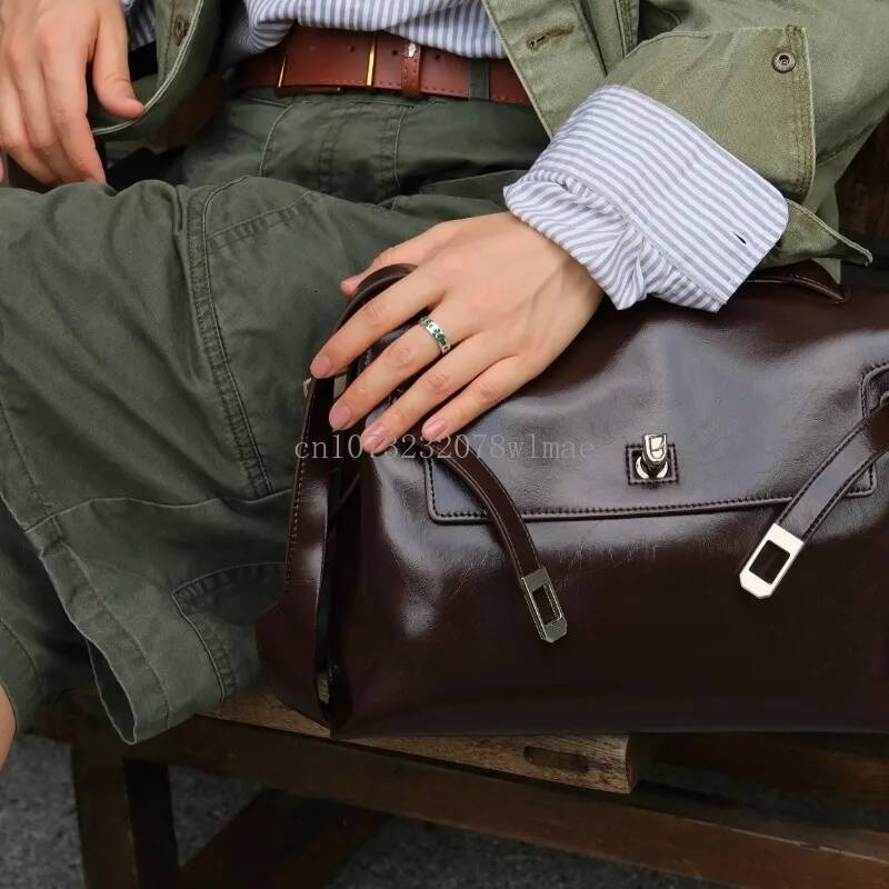 New Designer Shoulder Bags for Women Fashion Casual Large Capacity Handbag Armpit Soft Pu Leather Tote Commute Bag