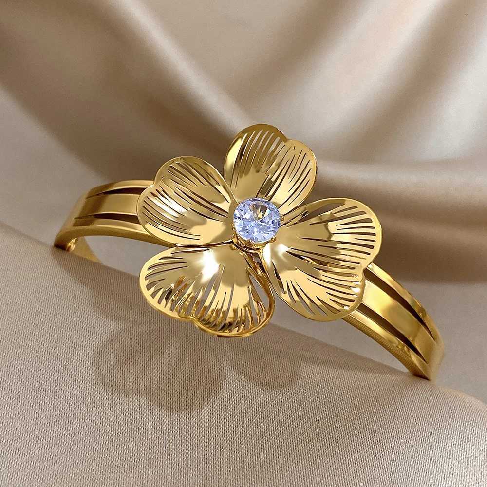 Glossy Inlaid Rhinestone Big Wer Cuff Bracelets for Women Trend Stainless Steel Gold Plated Wrist Bangles Waterproof Jewelry Y250904