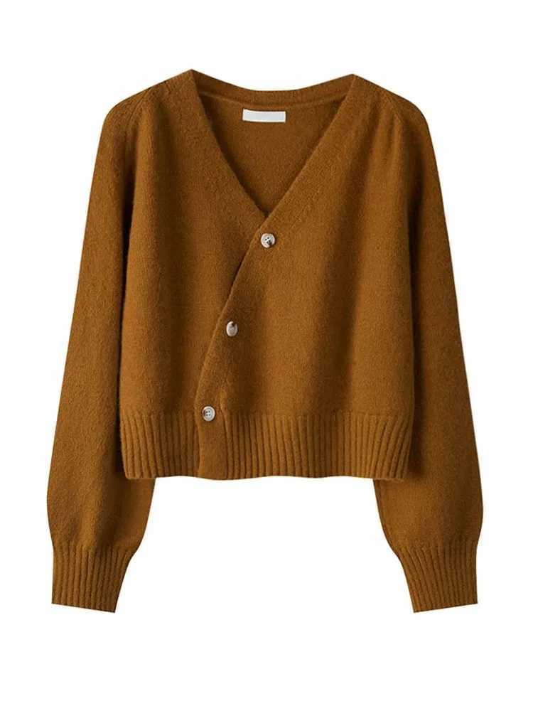 Korean version of womens autumn and winter knitted cardigan diagonal Vneck womens longsleeved singlebreasted sweater M250904