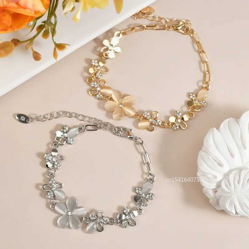 Charming SilveryGold Plated Women Pink Cats Eye Opal Flower Chain Bracelet Gift For Women GirlXJ250904