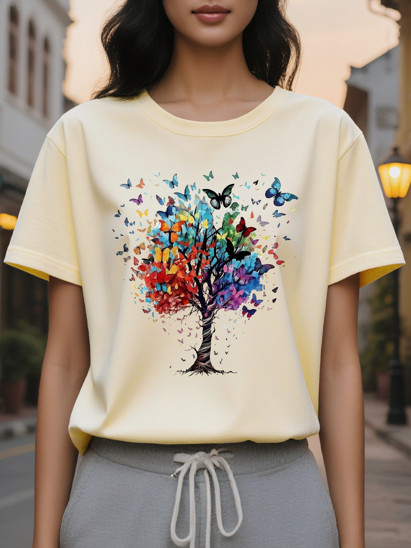 Butterfly pattern round neck short sleeve T-shirt suitable for spring and summer casual women's clothing