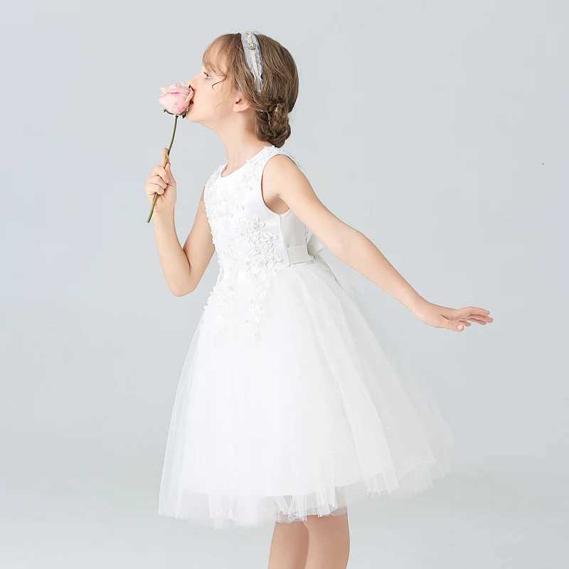 M683 Girls Short Summer Wedding Dress Fluffy Mesh Princess Medium Size Childrens Clothing June 1st Performance Z250904