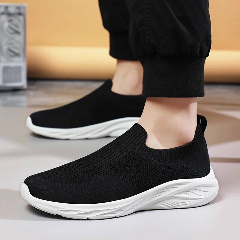 Men's Sneakers High Quality Mesh Elastic Lightweight Hiking Sports Hot Selling Casual for Men Autumn Mens Running Shoes ddmysaturn