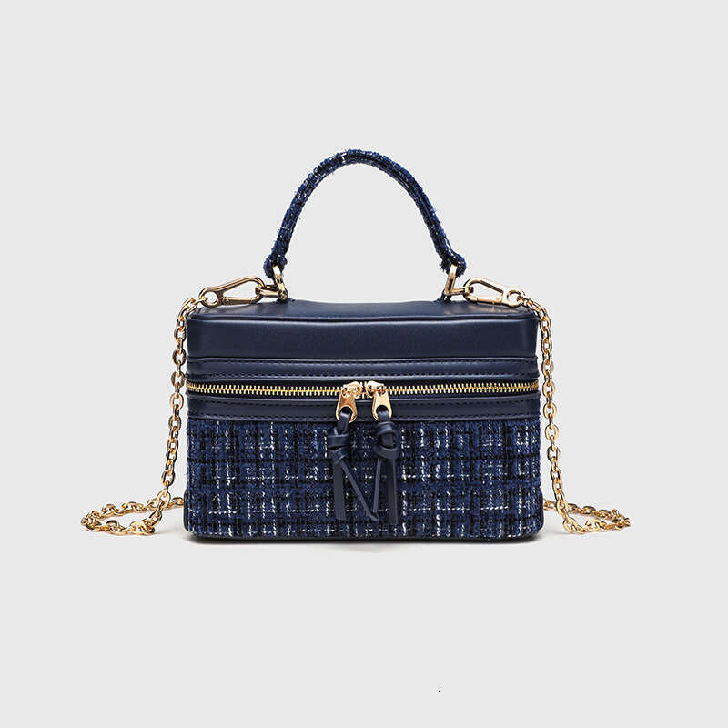 DHEssentials 2025 Summer New Cross Border Box Square Bag Women's Wool Blend Chain Small Bag European Retro Fashion Handheld Bag Blue