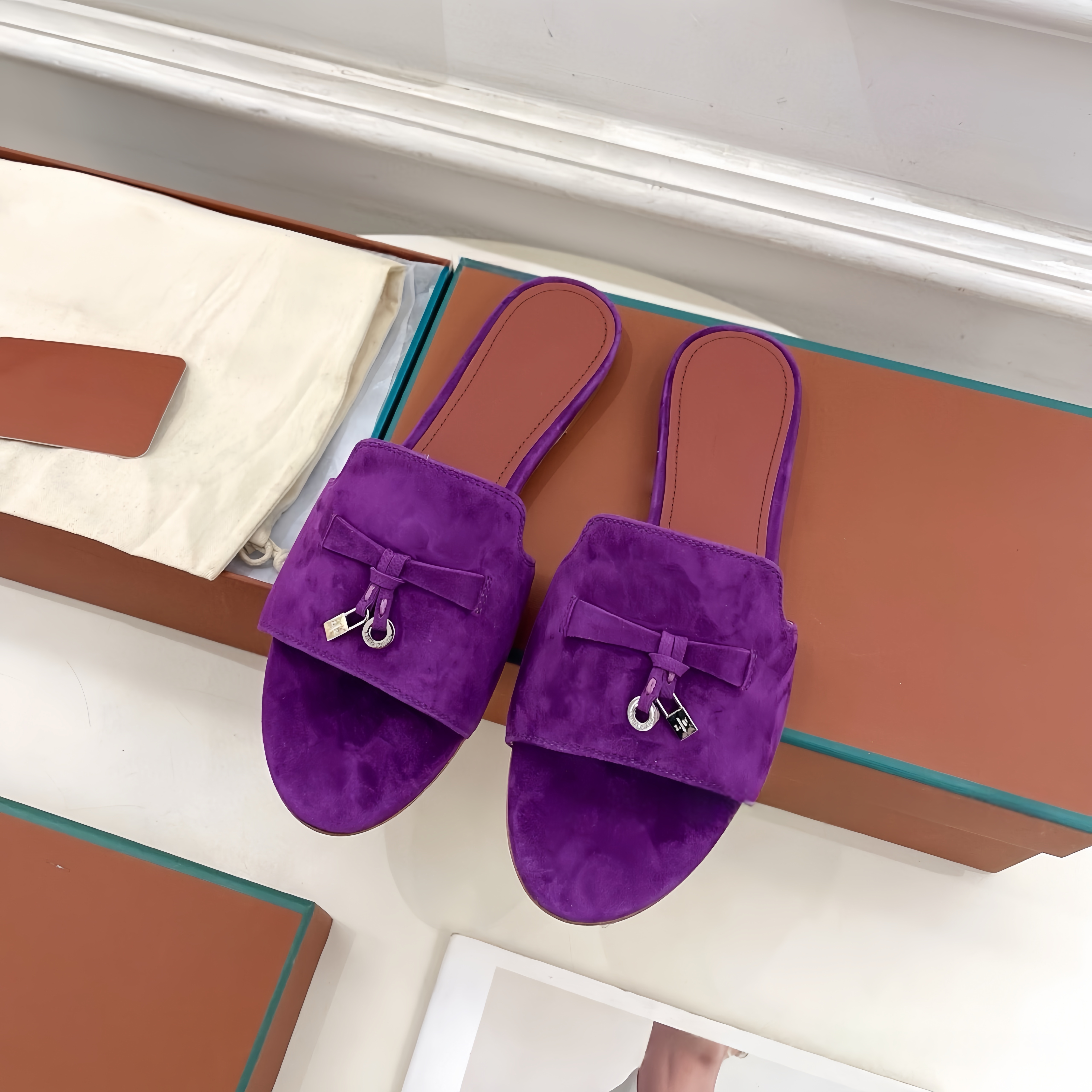 Size 35-41 New Cow Suede Leather Women Slippers Fashion Handmade Mules Female Shoes Ladies Flat Casual Shoes 023