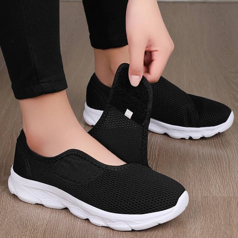 Unisex Wide Footed Women Casual Fashion Breathable Walking Mesh Flat Shoes for Men Sneakers Black Female Footwear ddmysaturn