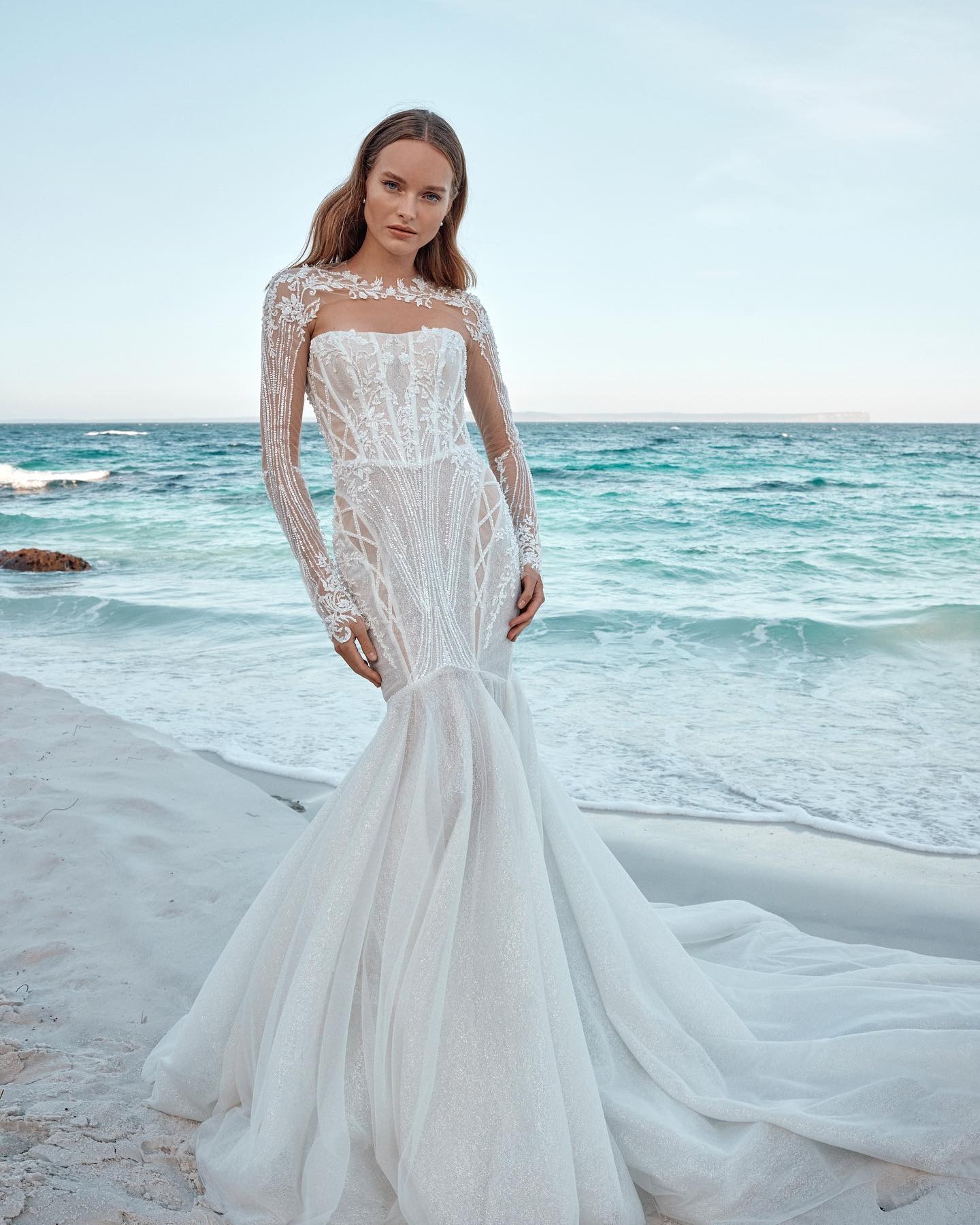 Fashion Mermaid Wedding Dress Sequins Appliques Bridal Gowns Jewel Neck Long Sleeves Sweep Train Dresses Custom Made vestidos de novia