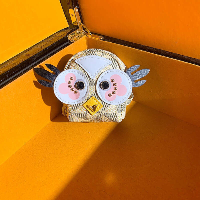 2025 Spring Popular Owl Coin Purse Pendant Keychain Luxury Retro European Style Women's Small Bag Brown Pink White Black