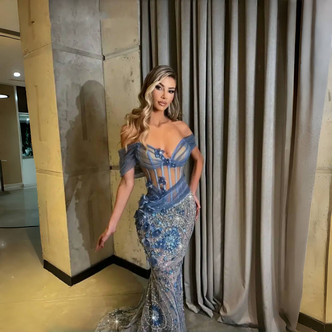 Glamorous Off shoulder Prom Gowns Sweep Train 3D Appliques Evening Dresses Crytsal Beadeds Customized Party Dresses