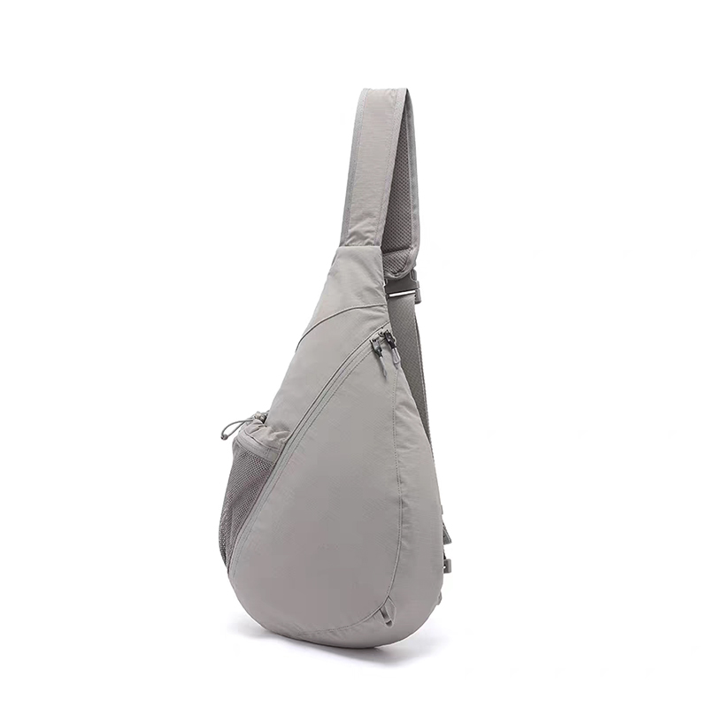 Fashionable casual men's and women's crossbody bags, sports outdoor chest bags, large capacity bags with logos