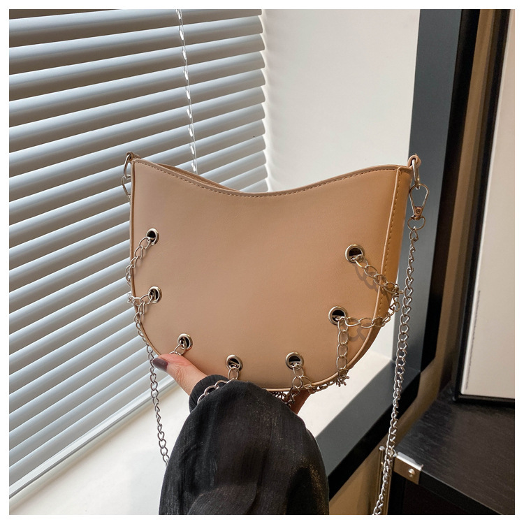 2025 Autumn New Fashionable Simple New Chain Personalized Niche Design European and American Style Crossbody Bag Designer Shoulder Bag