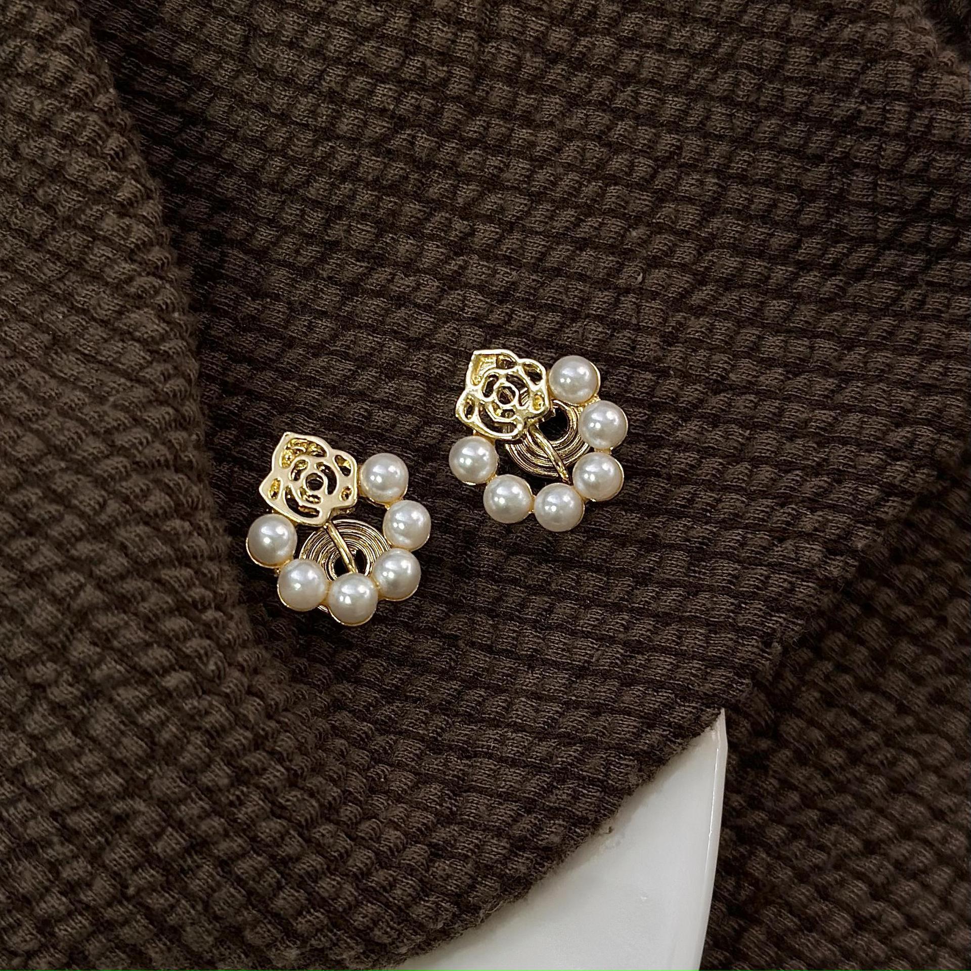 Mosquito Coil Clip Earrings With No Piercing Or Damaging Design Luxurious And Free Shipping Earrings For Women Fashionable And Elegant Multifunctional