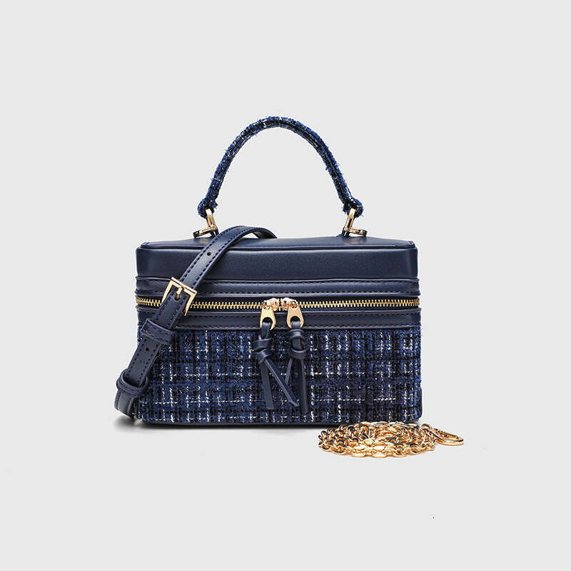 DHEssentials 2025 Summer New Cross Border Box Square Bag Women's Wool Blend Chain Small Bag European Retro Fashion Handheld Bag Blue