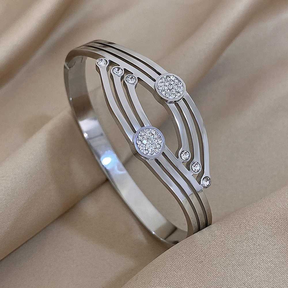 Irregular Geometric Rhinestone Ball Stainless Steel Cuff Bangle Bracelets Fashion Chunky Gold Silver Color Waterproof Jewelry Y250904