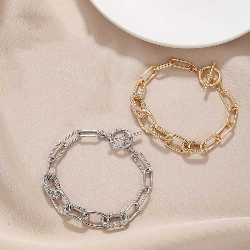 Vintage Simple Hollow Out Zircon Oval Chain Metal Bracelet Set for Woman Fashion Accessories Personalization Punk Charm Jewelry W250904