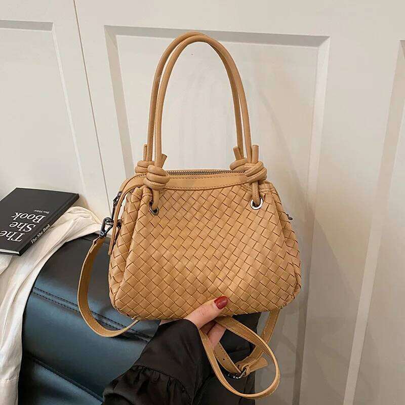 Hot Selling Summer Woven Tote Bag Inspired Braided Shopper Lightweight Beach To Work Purse For Women Designer Bags