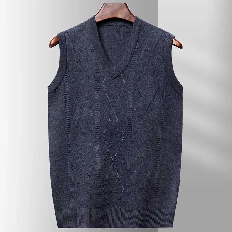 BROWON Sweater for Men Clothes Fashion Autumn and Winter Daily Casual Vest Pullover VNeck Collar Sleeveless Knitted Sweater MenXJ250904