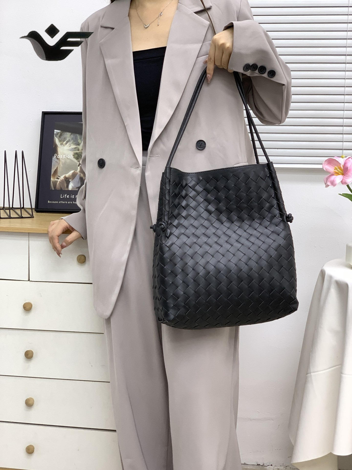 Feiyan Free Shipping New Designer Bag Luxury Shopping Bag Woven Tote Bag For Women Trendy Shoulder Versatile Large Capacity Underarm Genuine Leather W
