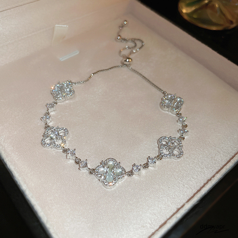 Sier Tone Flower Link Bracelet Ddmyday With Crystal Accents Elegant Graduation Jewelry Gift For Her High Quality And Delicate Accessory Ddmyday