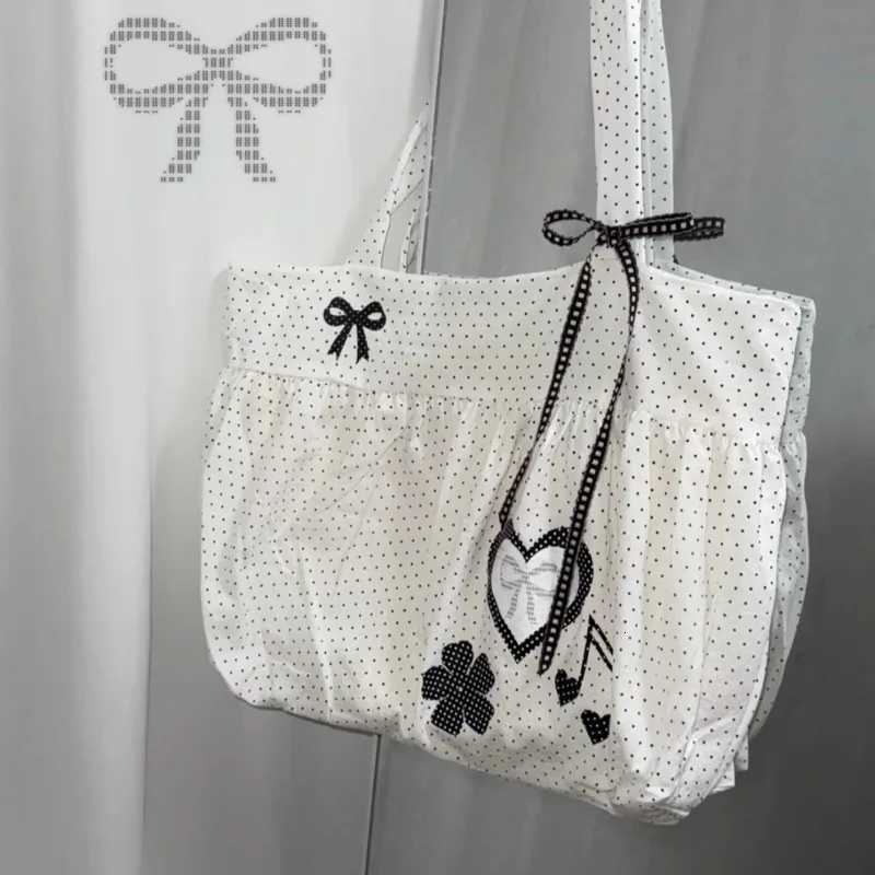 Polka Dot Casual White Tote Bag Bows Heart Korean Style Shoulder Bag Large Capacity Colleage Student Bag Versatile Handbag Women Z250903