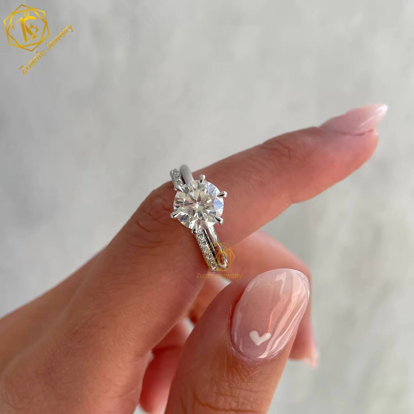 Customize GIA IGI Certified 1 Moissanite HPHT Lab Diamond Ring Jewelry AU750 18K Lab Grown Diamond Engagement Ring Women