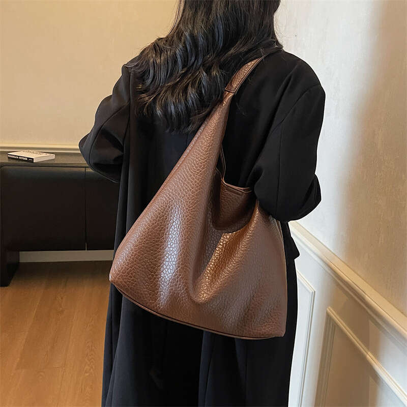 Large Capacity 2025 New Simple Casual Commuter Underarm Mother-Daughter Single Shoulder Tote Bag for Women
