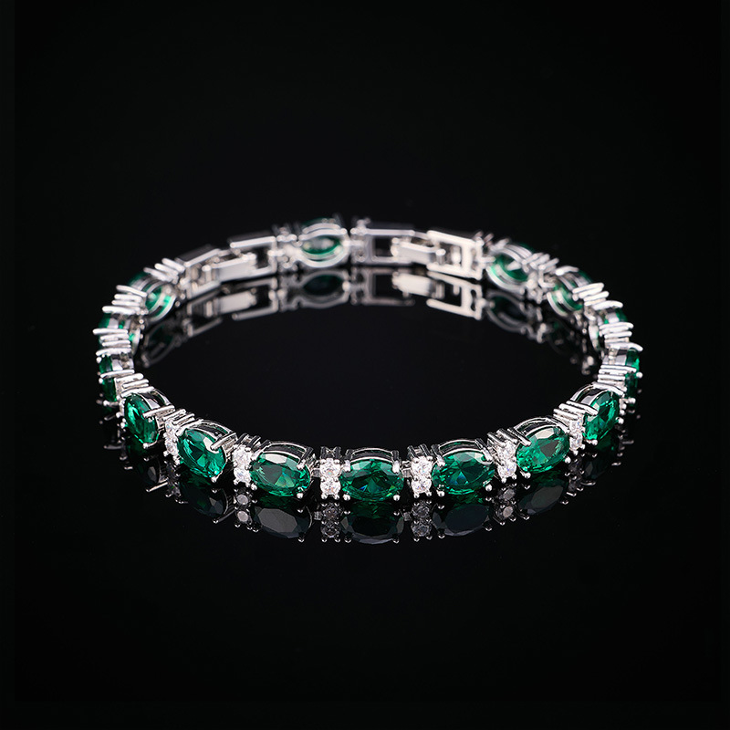 Fashionable Clear Zirconium Charms Necklace Accessory Featuring Modern Geometry Design