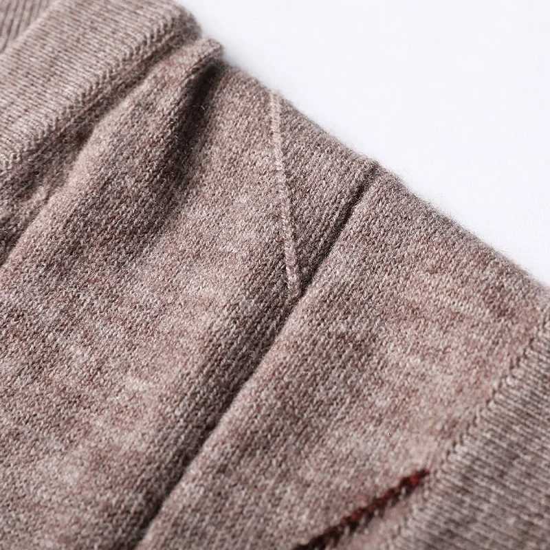 Thick Mens Pullovers Vest Slim Fit Knitwear Sleeveless Spring Autumn New Fashion Brand Sweater Casual Clothing Mens TopsXJ250904