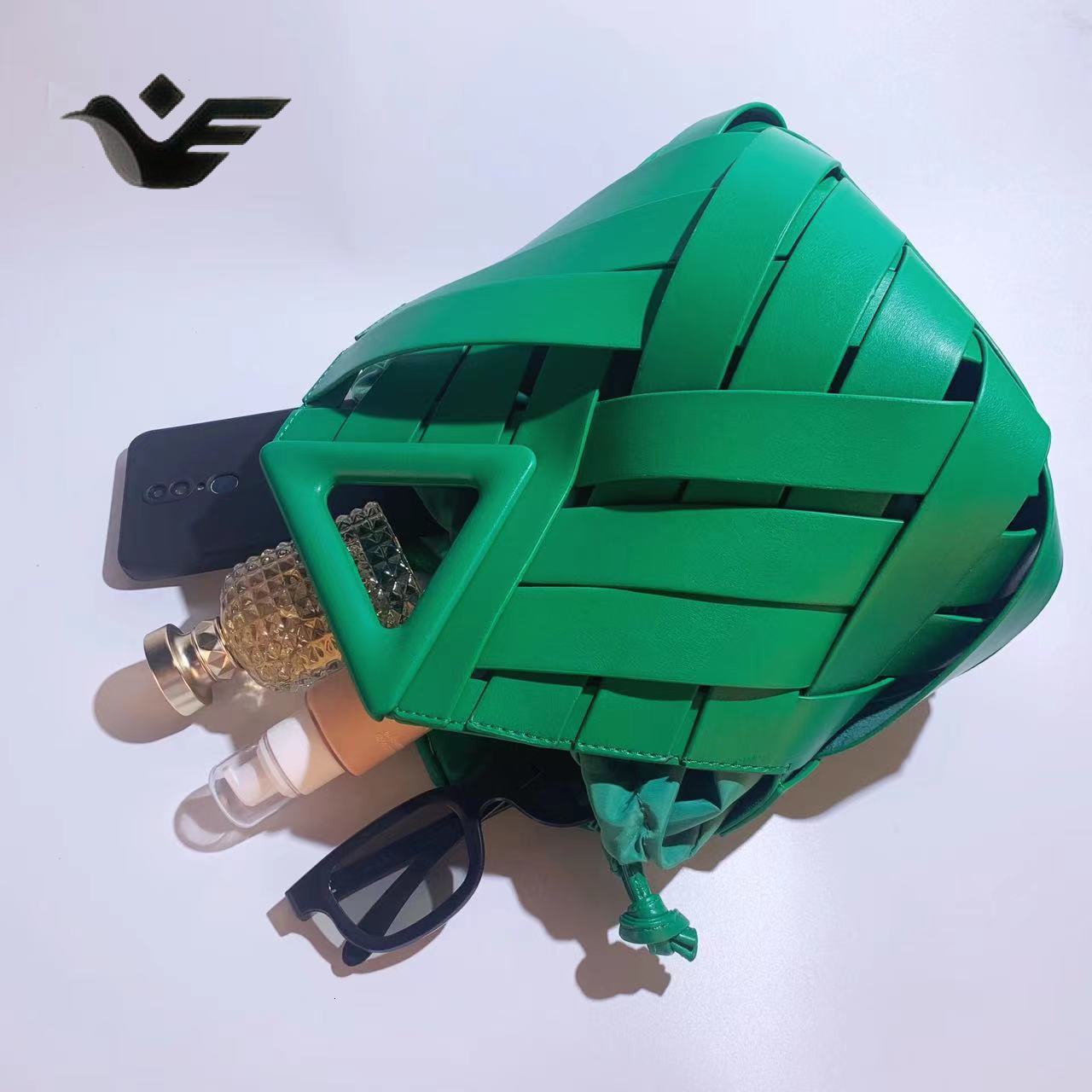 Feiyan Free Shipping New Designer Bag Luxury Shopping Bag Basket Triangle Magnetic Buckle Woven Hollow Women's Handbag Tote Shoulder Crossbody Ba