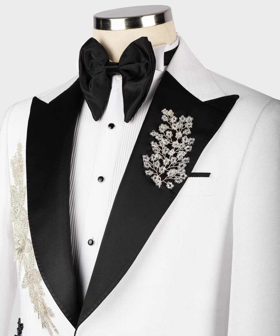Luxury Wedding Groom Tuxedo 2 Pieces Blazer Pants Peaked Lapel Rhinestone Appliques Business Formal Occasions Customized