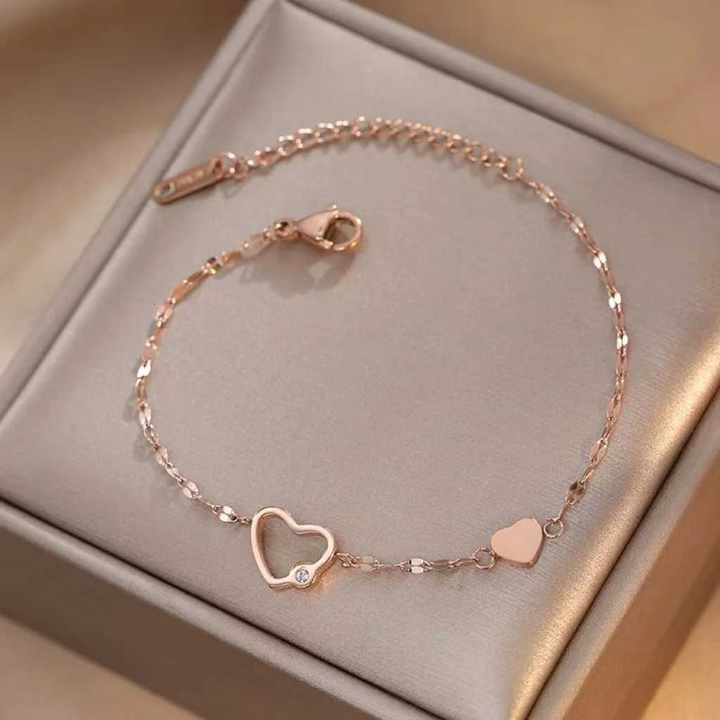 2023 New Fashion Trend Titanium Stainl Steel Elegant Delicate Zircon Heart Bracelet Women Jewelry Wedding Party Premium GiftsXJ250904