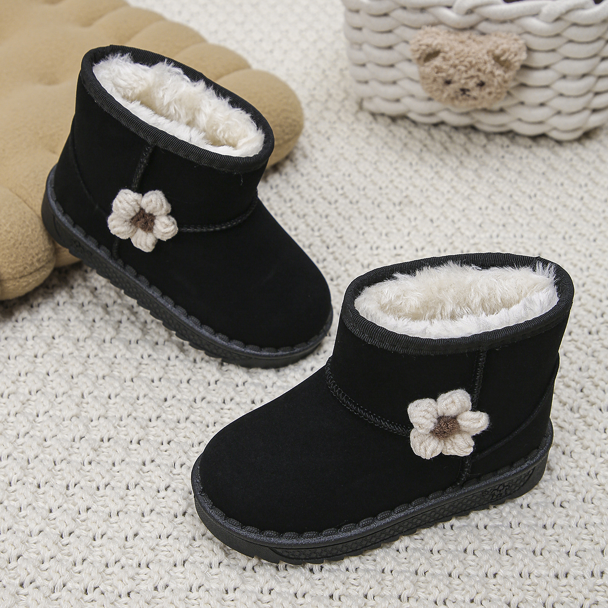 Leather snow boots for women - short boots