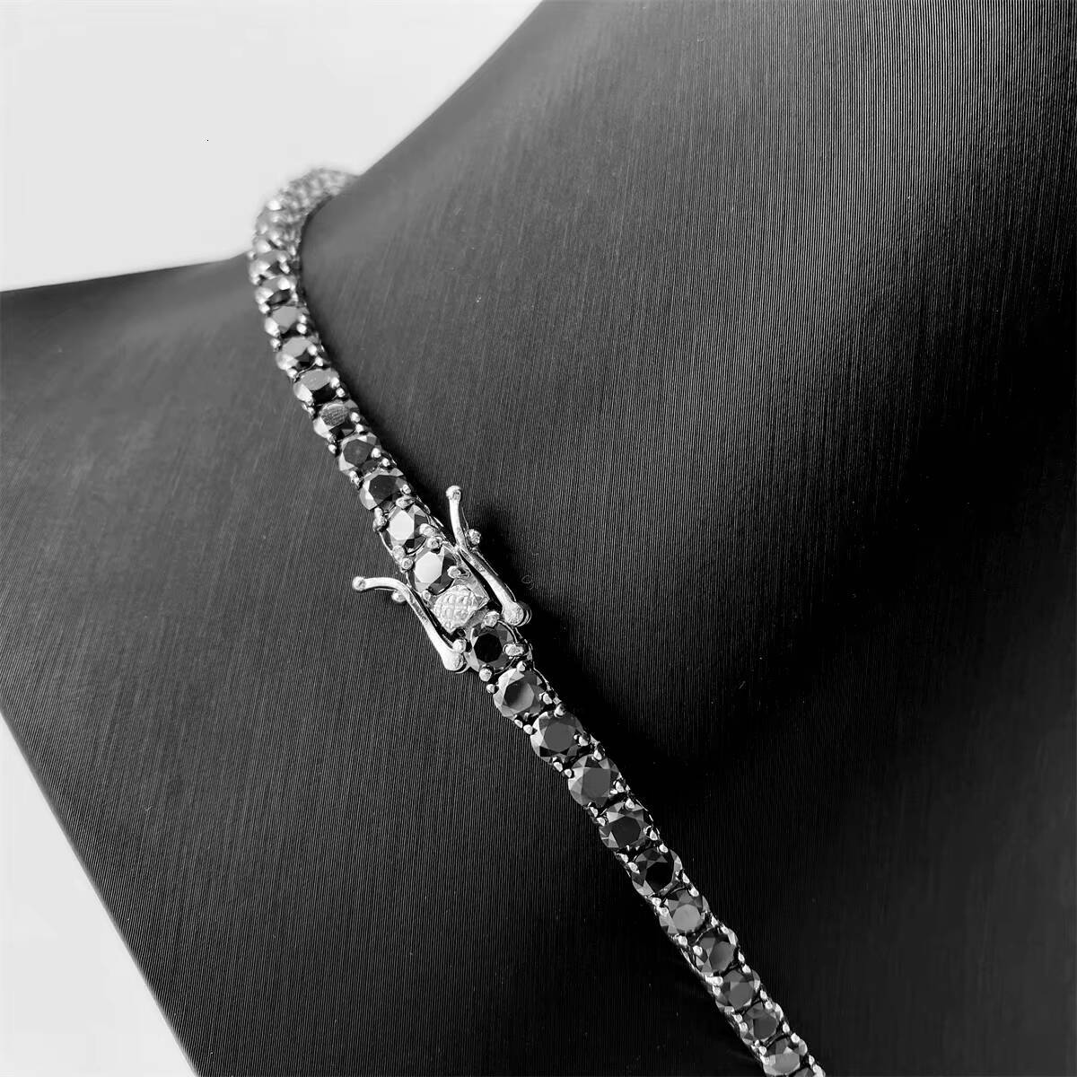 S925 Silver Necklace Chain with Iced out Moissanite Pendant Black Jewelry Iced out Moissanite Chain
