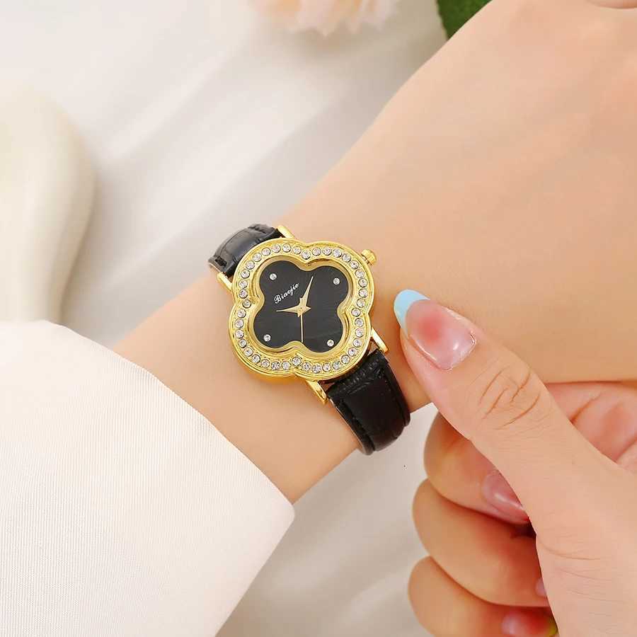 Quartz WATCH with diamond dial shell strAP luxury for students in summer graduation season X250904