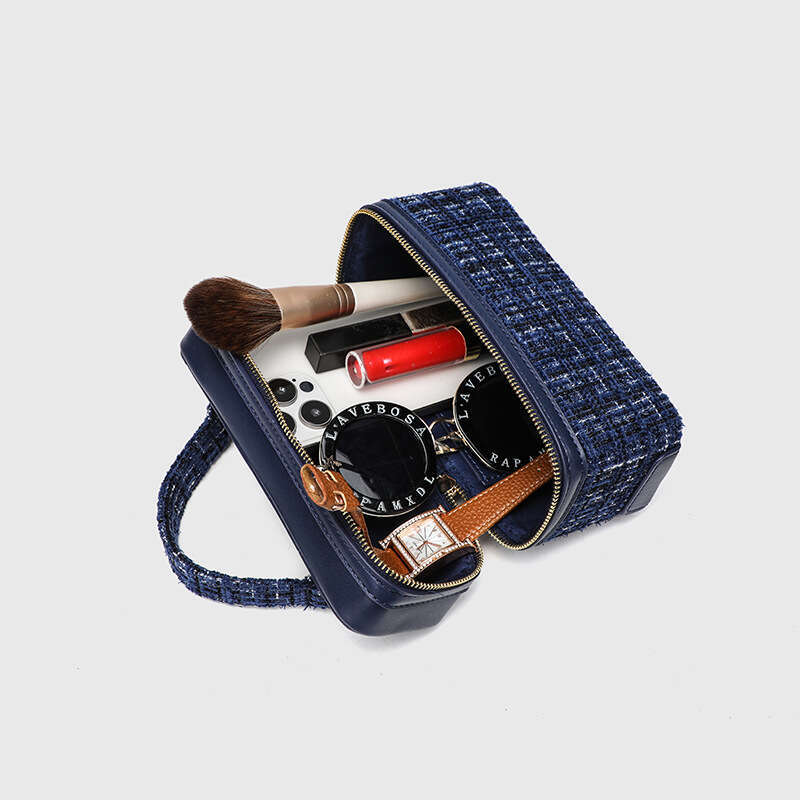 DHEssentials 2025 Summer New Cross Border Box Square Bag Women's Wool Blend Chain Small Bag European Retro Fashion Handheld Bag Blue